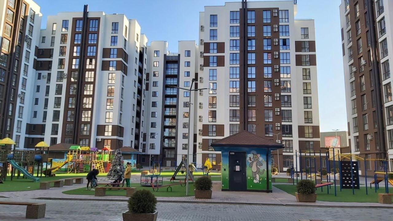 Аэропорт Кишинев 24&24 Appartement Buitenkant foto