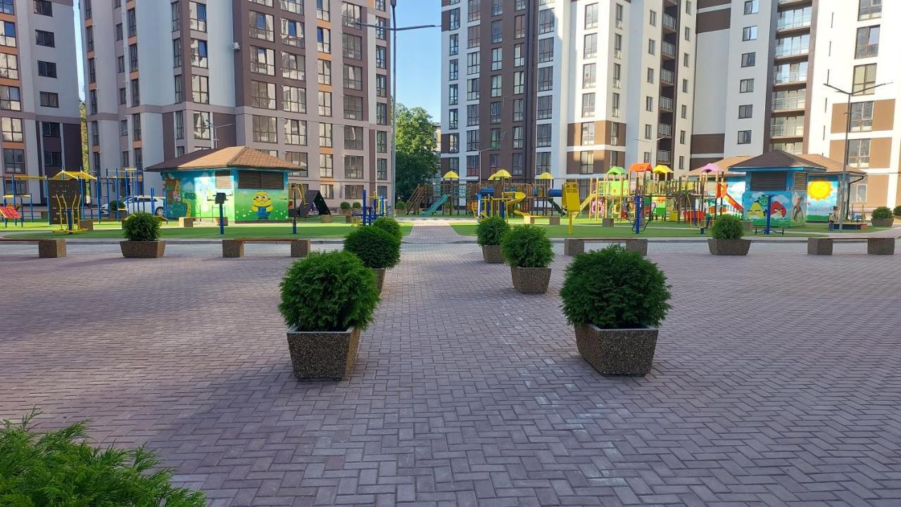 Аэропорт Кишинев 24&24 Appartement Buitenkant foto