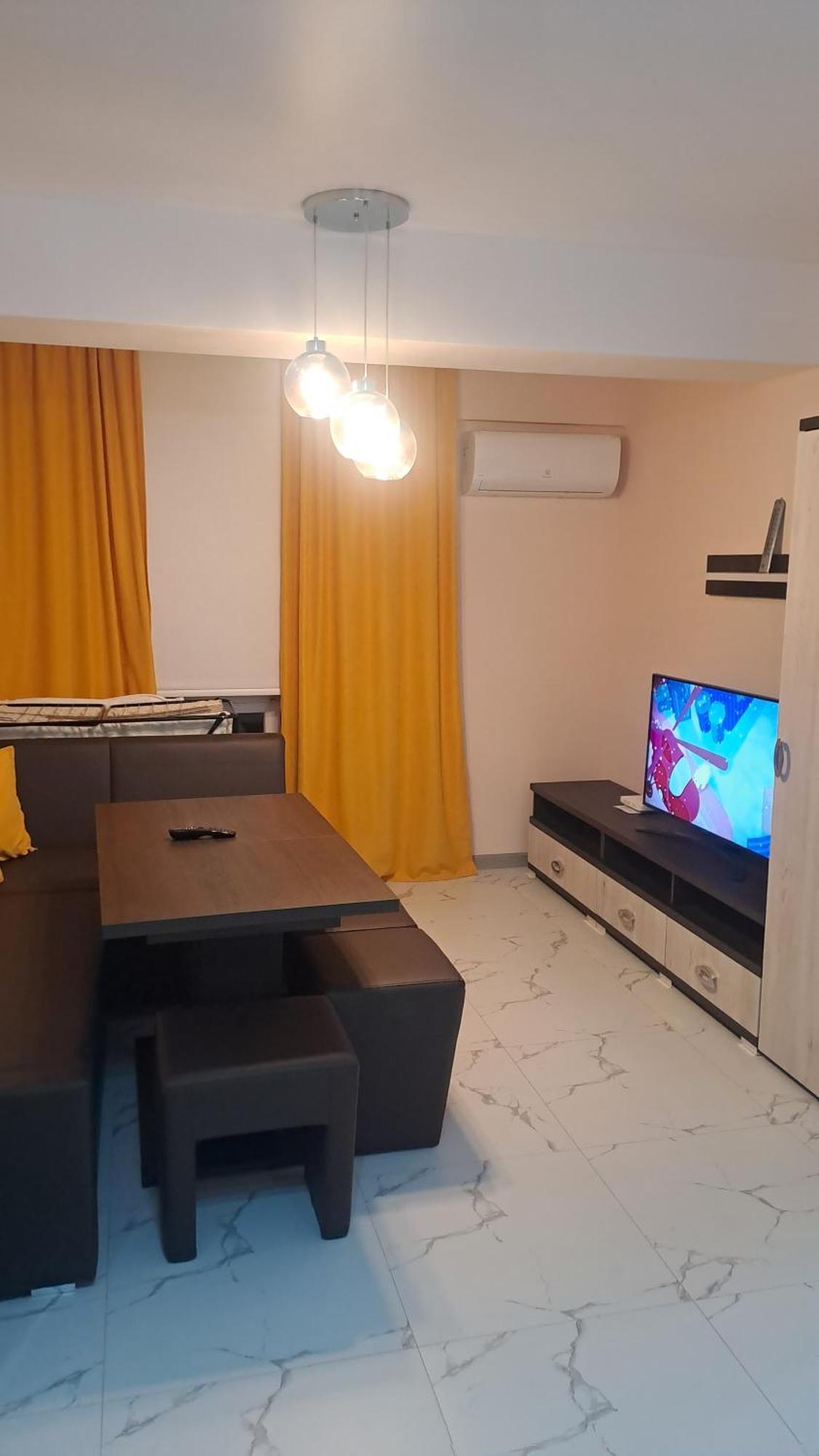 Аэропорт Кишинев 24&24 Appartement Kamer foto