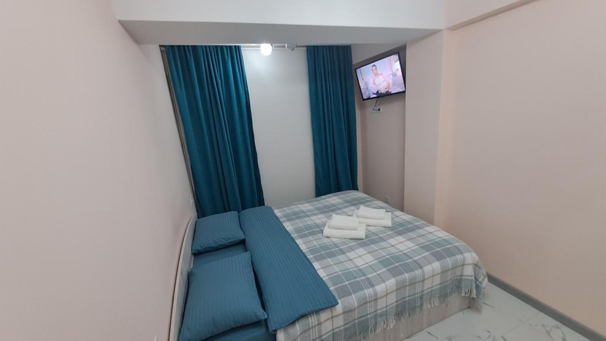 Аэропорт Кишинев 24&24 Appartement Kamer foto