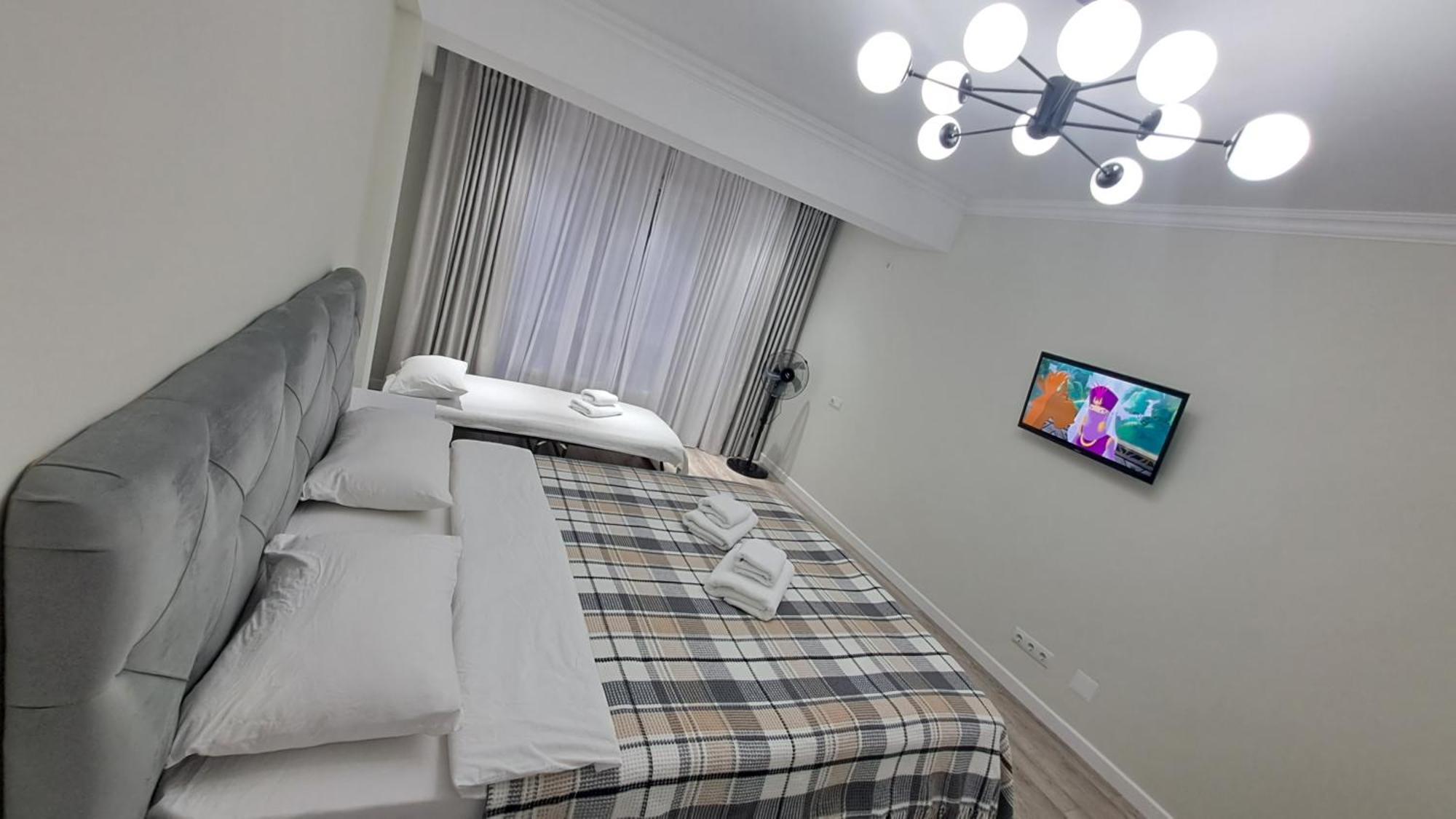 Аэропорт Кишинев 24&24 Appartement Kamer foto