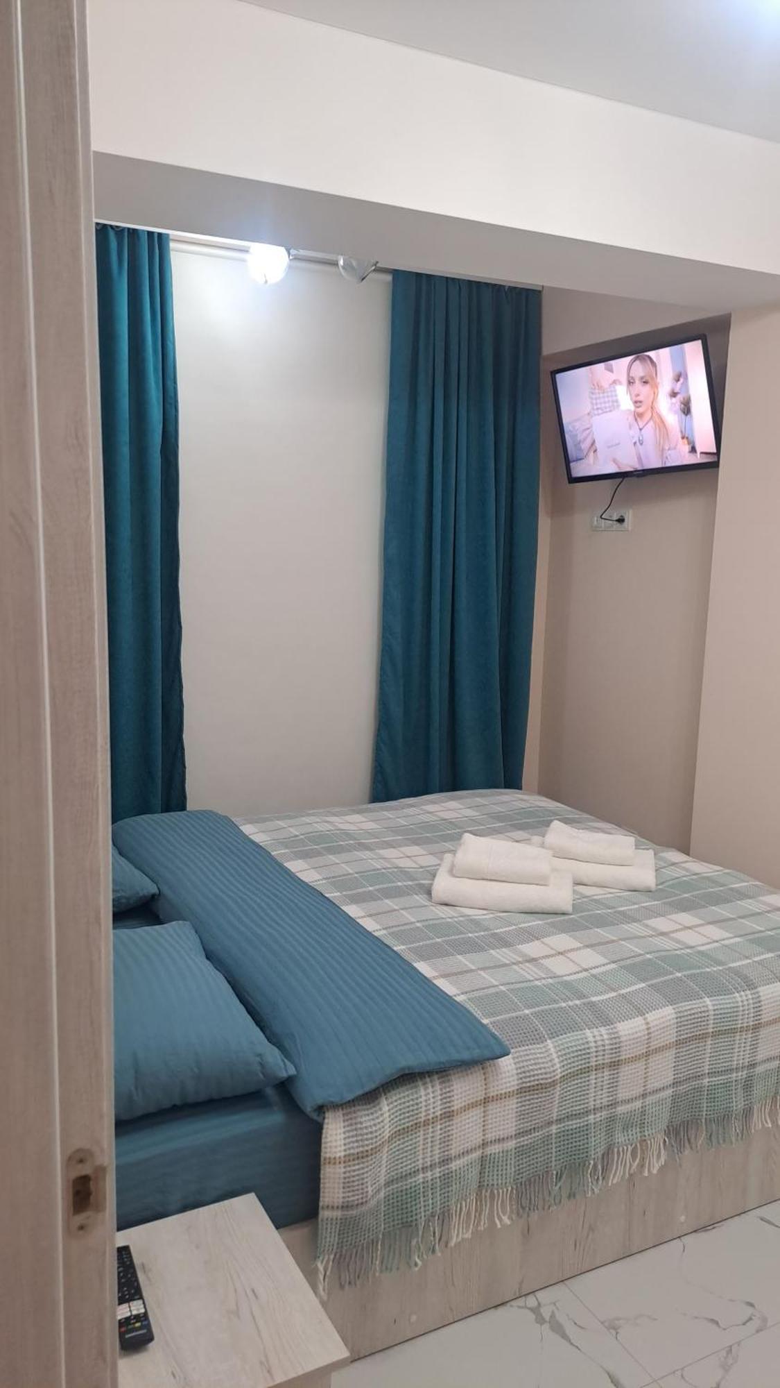 Аэропорт Кишинев 24&24 Appartement Kamer foto
