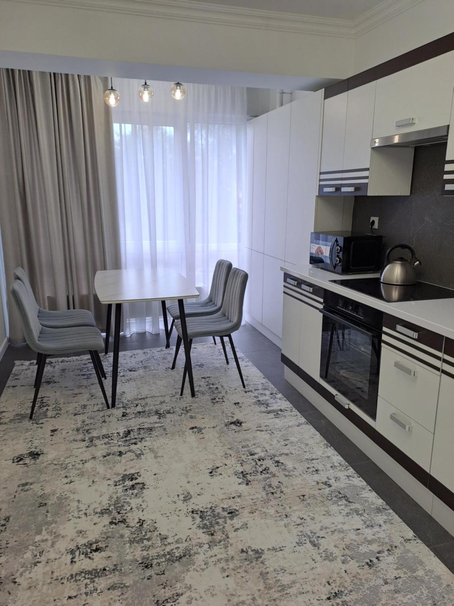 Аэропорт Кишинев 24&24 Appartement Kamer foto