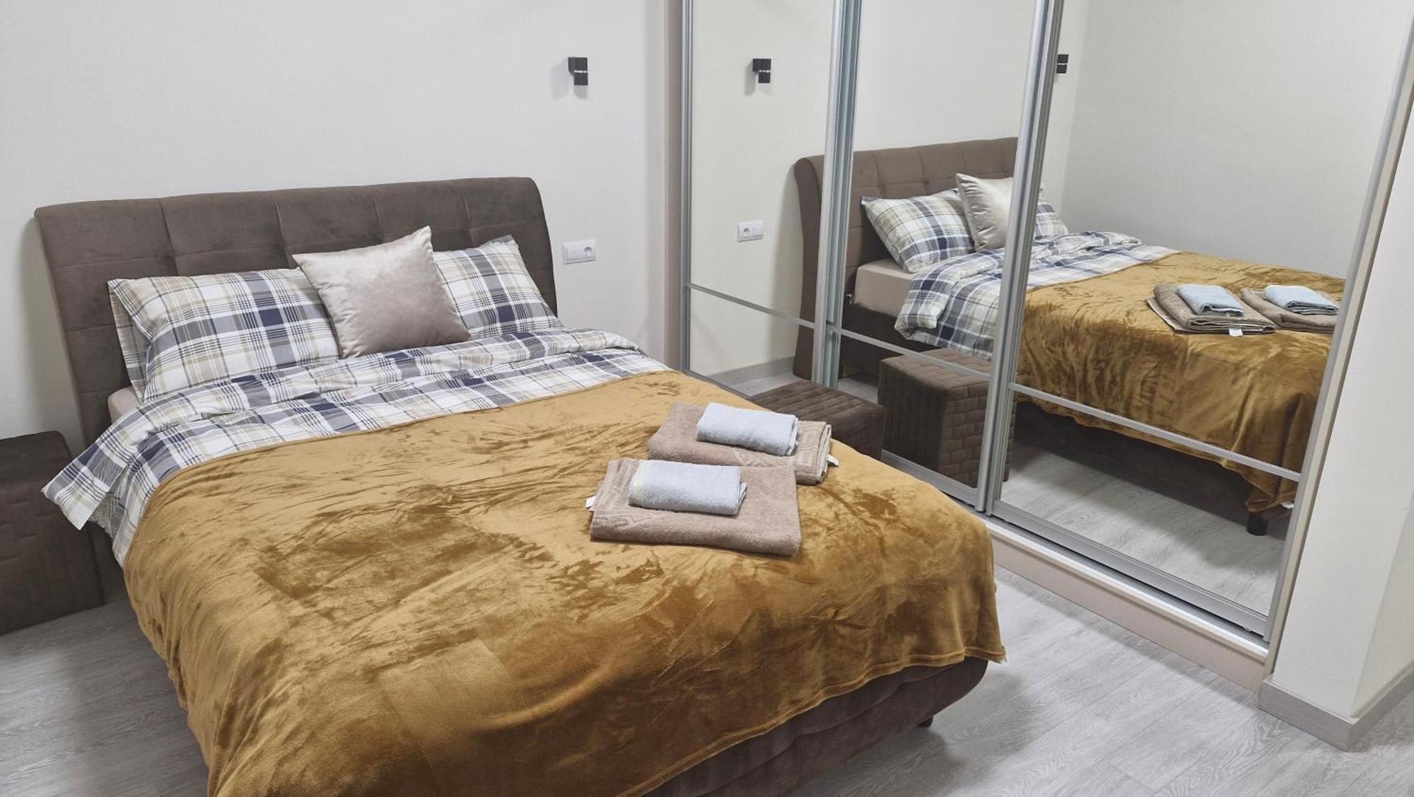 Аэропорт Кишинев 24&24 Appartement Buitenkant foto