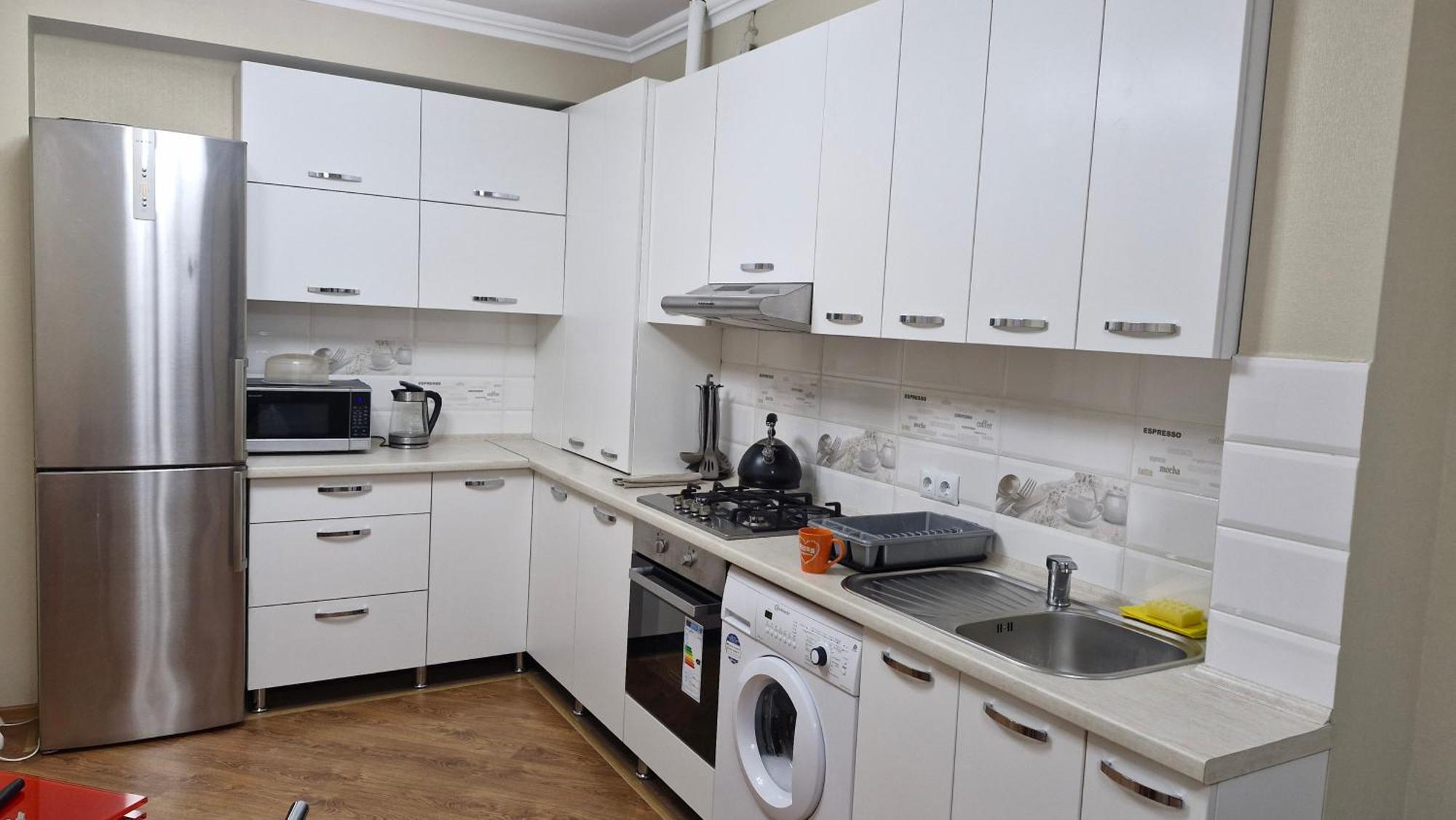 Аэропорт Кишинев 24&24 Appartement Buitenkant foto